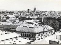 Panorama. Pogled prema HNK i katedrali. Razglednica iz 1960-ih godina